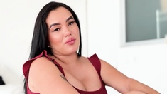 Sofia Ruiz - Cum inside her pussy!